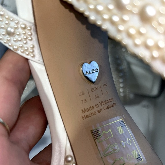 Aldo pearl heels size 7.5 - Picture 6 of 6
